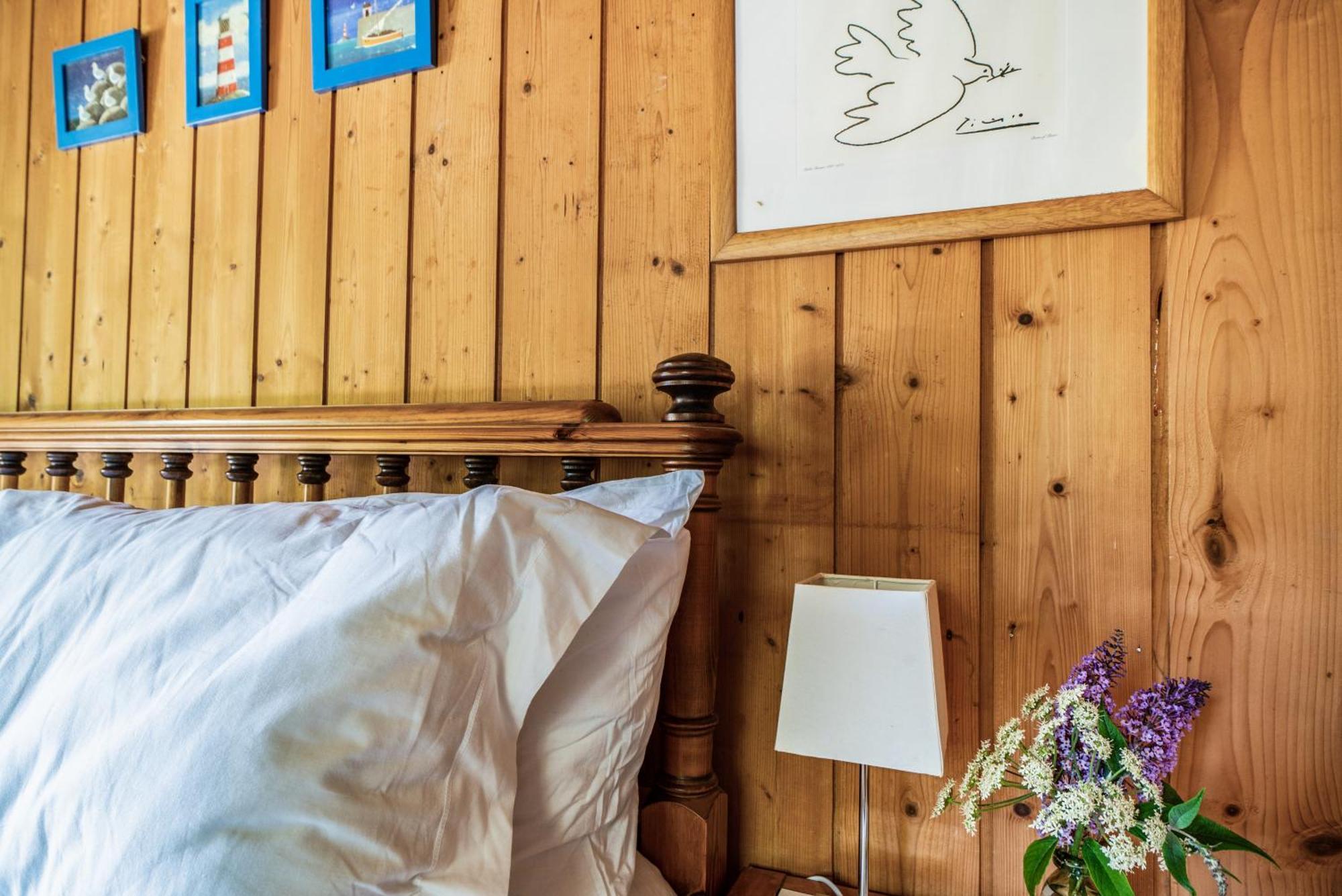 Scandinavian Style Lodge In Rock 웨이드브리지 외부 사진