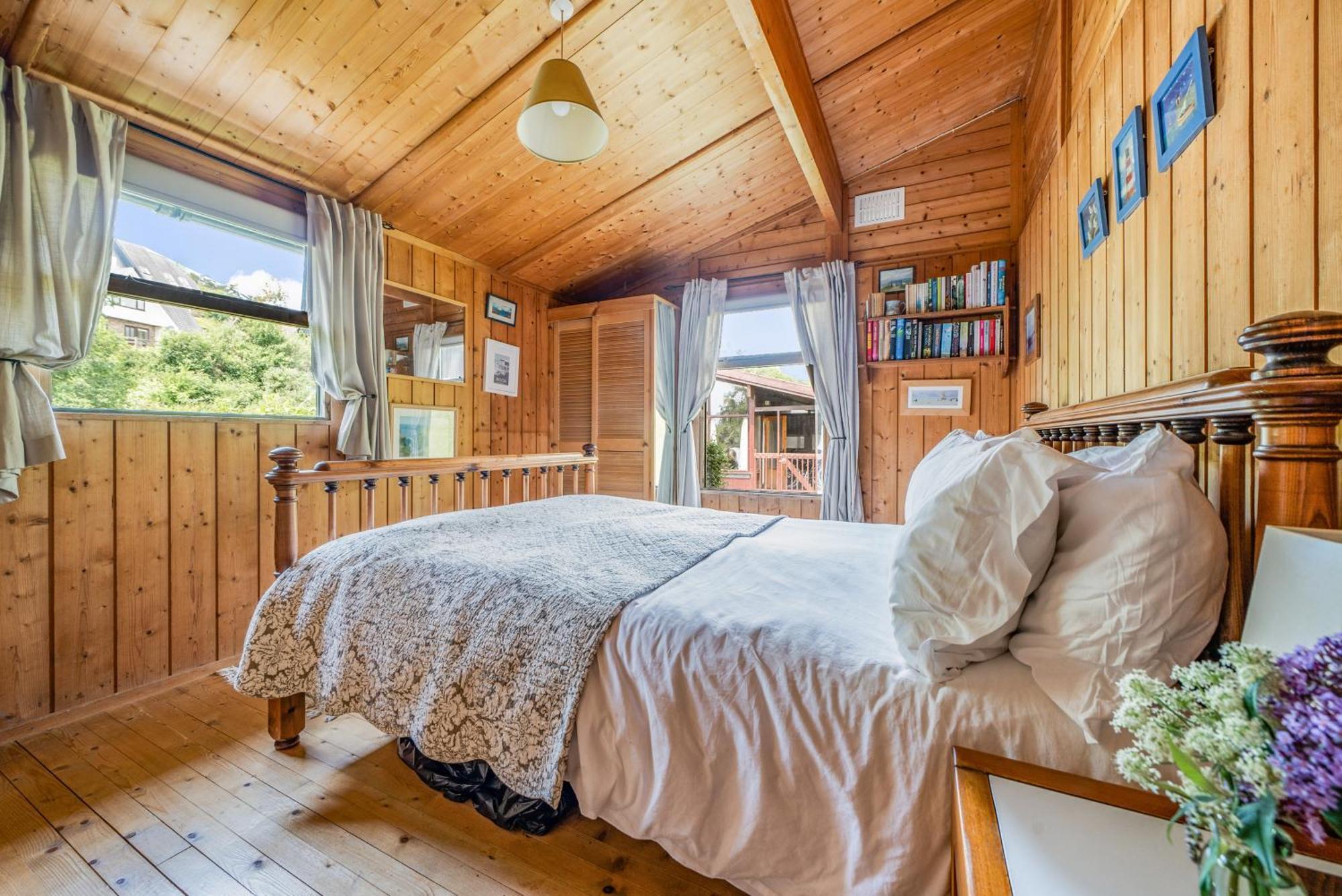 Scandinavian Style Lodge In Rock 웨이드브리지 외부 사진